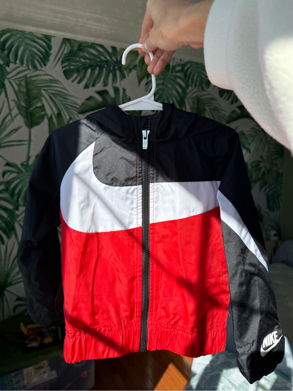 2-3T NIKE WINDBREAKER JACKET